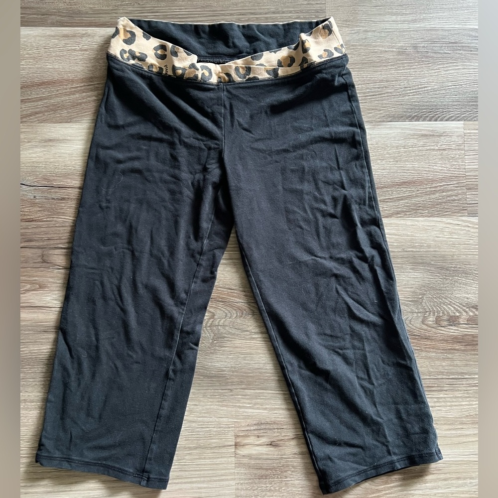 PINK  size m capris